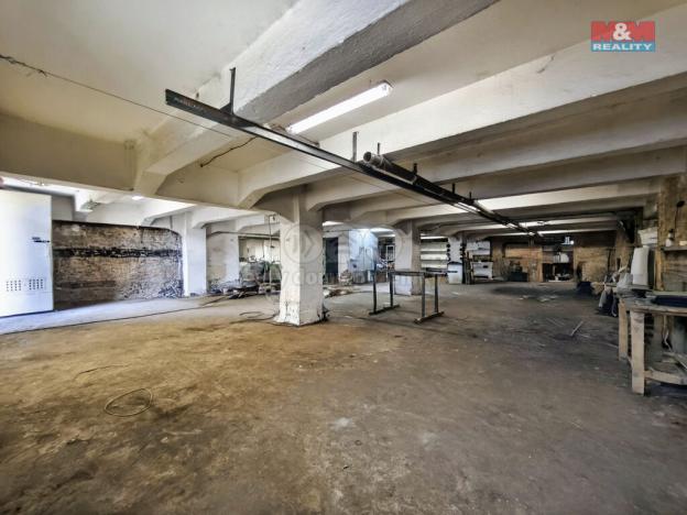 Pronájem výrobních prostor, Orlová - Poruba, Nádražní, 700 m2