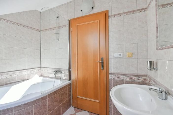 Prodej rodinného domu, Horoměřice, 350 m2