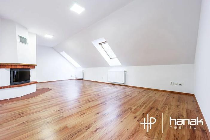 Prodej rodinného domu, Strančice, 259 m2