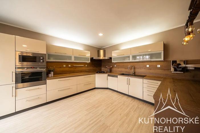 Prodej rodinného domu, Kutná Hora, Zvěřinova, 317 m2