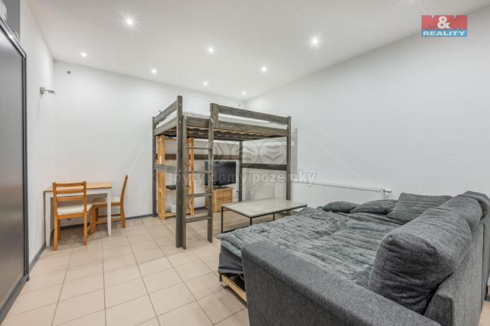 Prodej bytu 1+kk, Kladno - Švermov, Svojsíkova, 45 m2