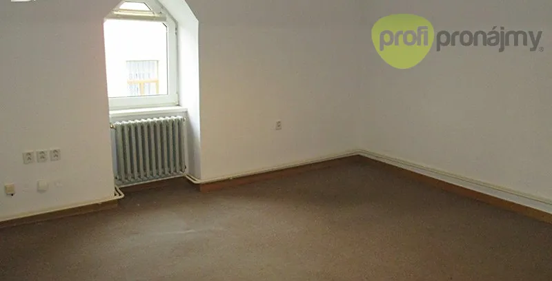 Pronájem kanceláře, Humpolec, Horní náměstí, 34 m2