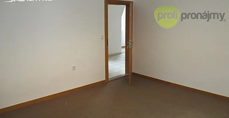 Pronájem kanceláře, Humpolec, Horní náměstí, 34 m2