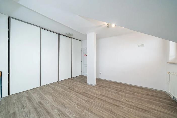 Prodej bytu 3+1, Olomouc, Chválkovická, 92 m2