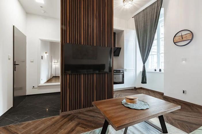 Prodej bytu 1+kk, Horní Planá, Náměstí, 39 m2