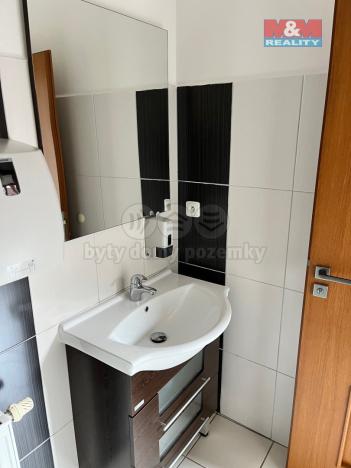 Pronájem kanceláře, Louny, Mírové náměstí, 40 m2