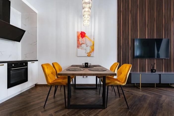 Prodej bytu 3+kk, Horní Planá, Náměstí, 83 m2