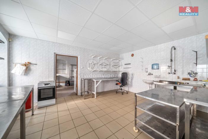 Pronájem restaurace, Nepomuk, Husova, 124 m2