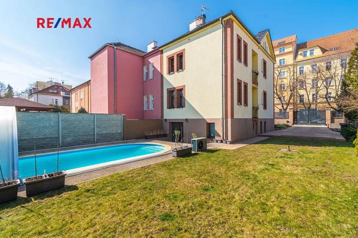 Prodej rodinného domu, Plzeň, Plzenecká, 245 m2