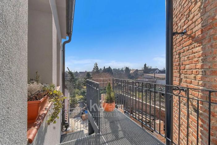 Prodej vícegeneračního domu, Velim, Palackého, 547 m2