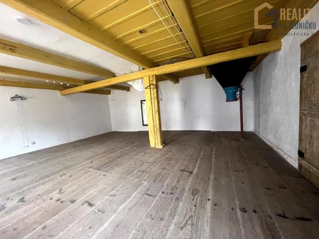 Prodej výrobních prostor, Česká Třebová, 896 m2