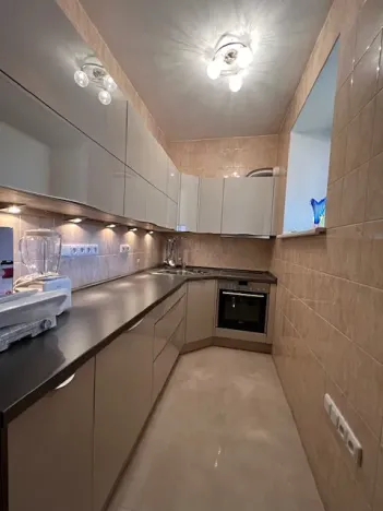 Prodej bytu 2+kk, Karlovy Vary, Poděbradská, 58 m2