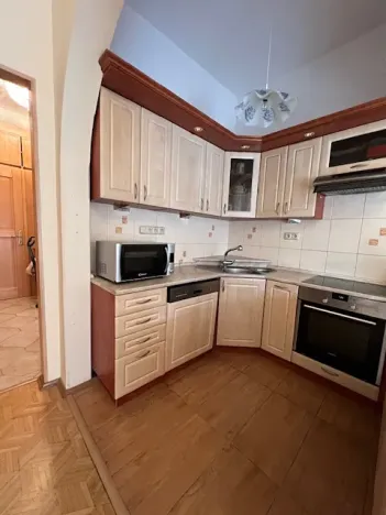 Prodej bytu 3+kk, Karlovy Vary, Poděbradská, 105 m2