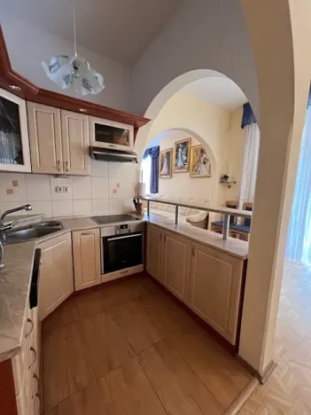 Prodej bytu 3+kk, Karlovy Vary, Poděbradská, 105 m2