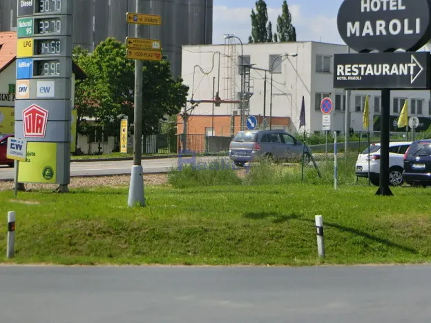 Prodej komerčního pozemku, Mikulov, 27250 m2