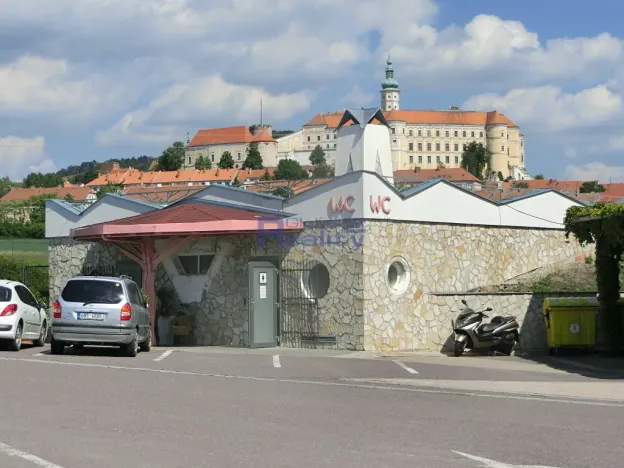 Prodej komerčního pozemku, Mikulov, 27250 m2