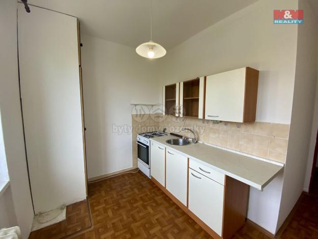 Pronájem bytu 2+1, Krnov - Pod Cvilínem, SPC P, 55 m2