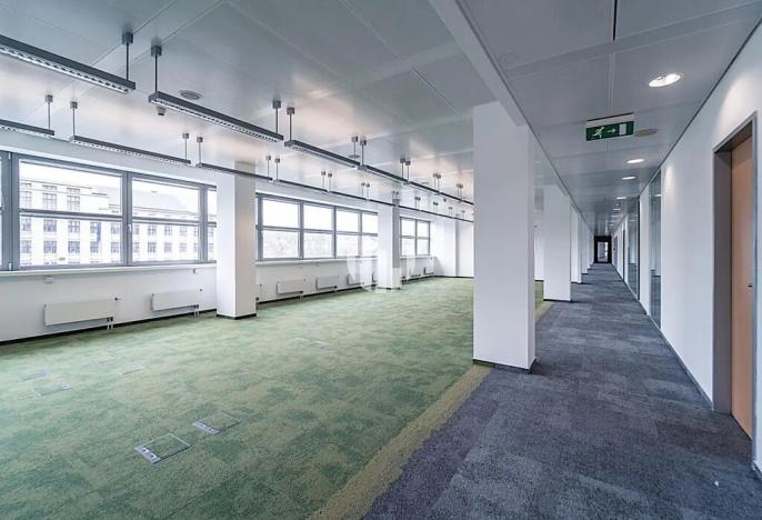 Pronájem kanceláře, Praha - Karlín, Ke Štvanici, 574 m2