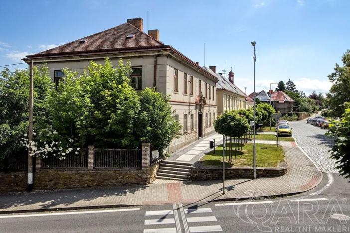 Prodej rodinného domu, Zásmuky, Komenského nám., 600 m2