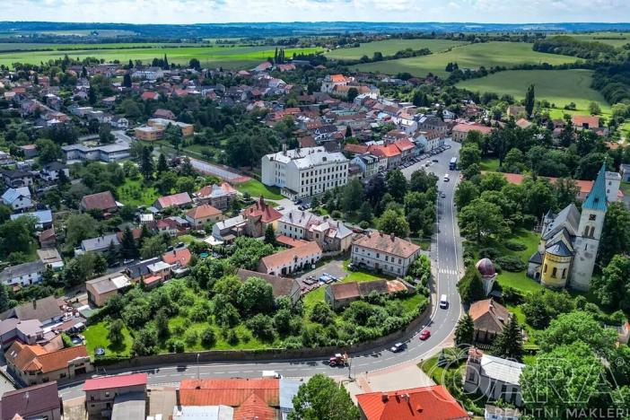 Prodej rodinného domu, Zásmuky, Komenského nám., 600 m2