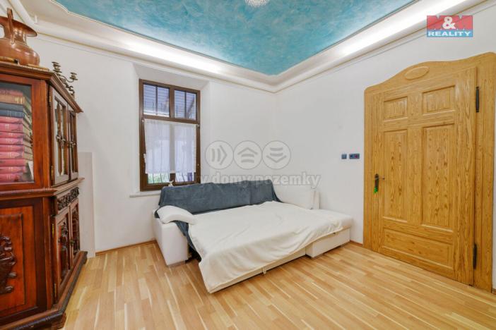 Prodej rodinného domu, Podhradí, 370 m2