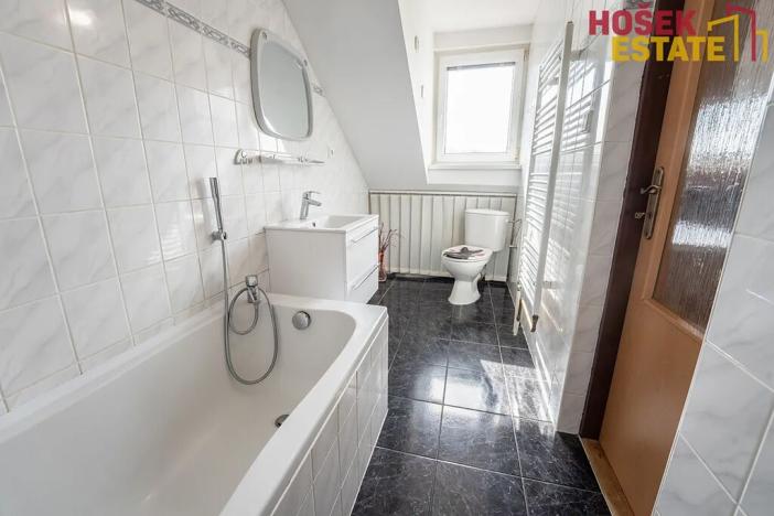 Prodej rodinného domu, Tvarožná Lhota, 170 m2