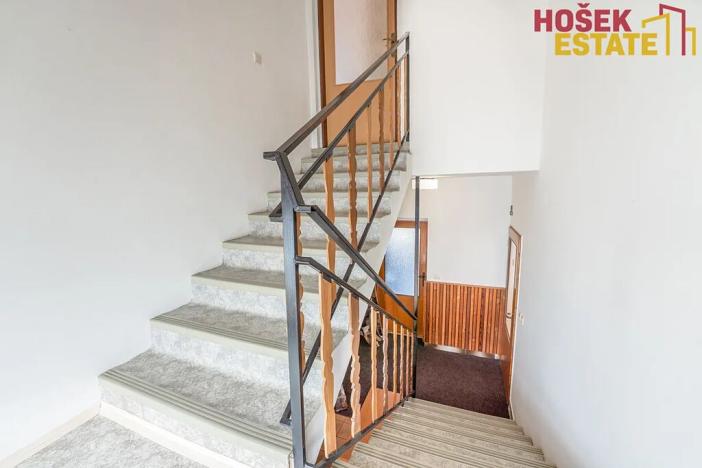 Prodej rodinného domu, Tvarožná Lhota, 170 m2