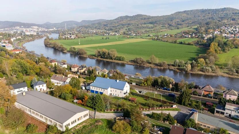 Prodej komerční nemovitosti, Děčín, Vilsnická, 900 m2