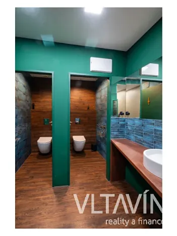 Prodej obchodního prostoru, Praha - Vysočany, Poděbradská, 53 m2