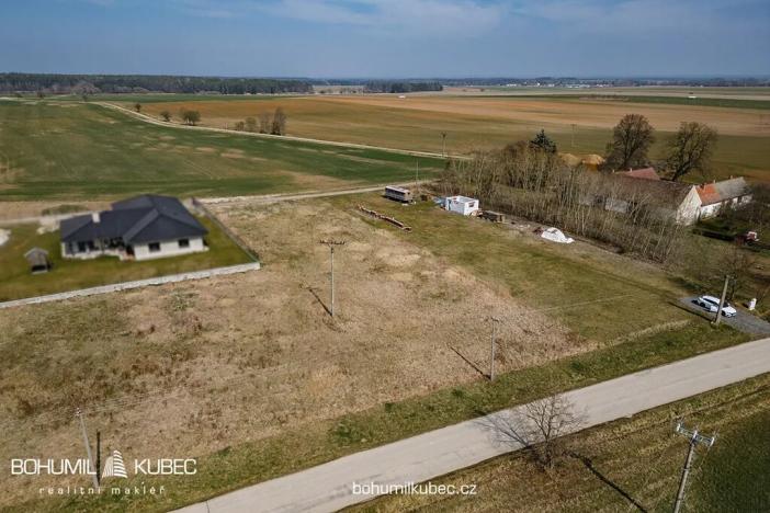 Prodej pozemku pro bydlení, Lišov, 1065 m2