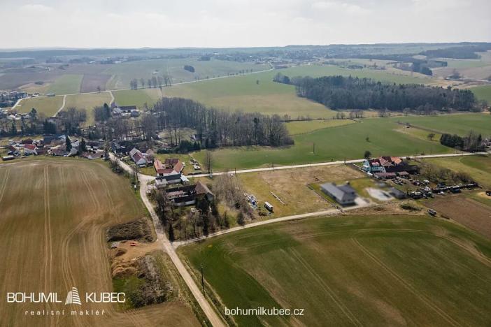 Prodej pozemku pro bydlení, Lišov, 1065 m2