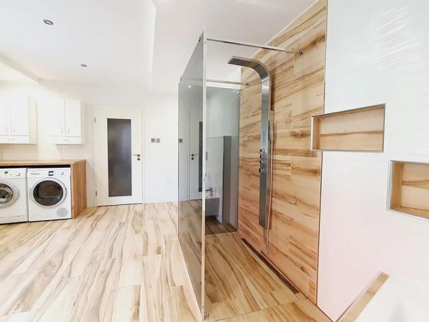 Prodej rodinného domu, Hora Svatého Šebestiána, 250 m2