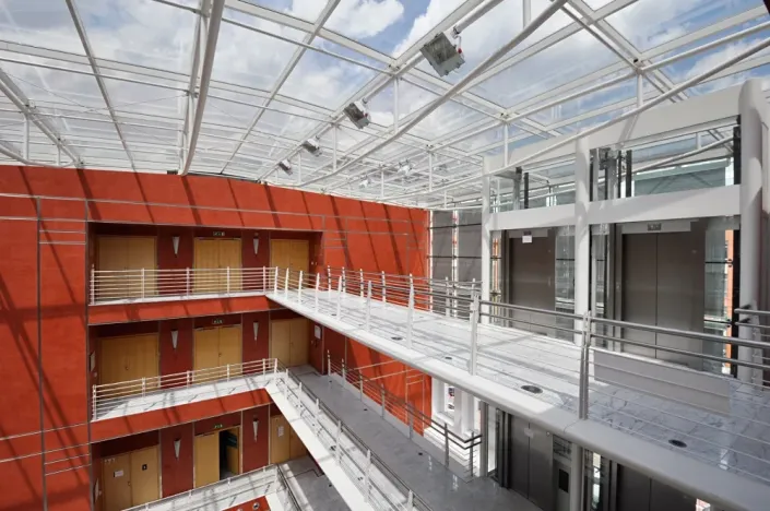 Pronájem kanceláře, Praha - Karlín, Křižíkova, 1420 m2