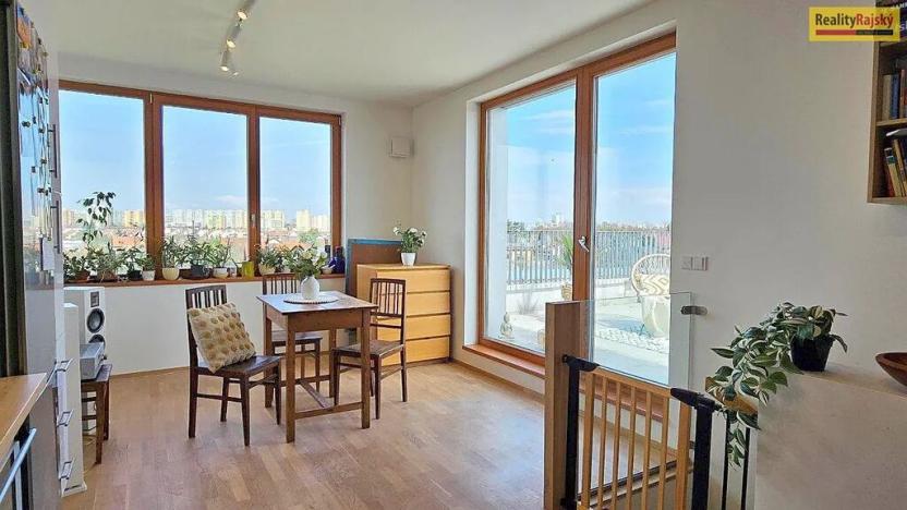 Prodej bytu 3+kk, Praha, Formanská, 61 m2