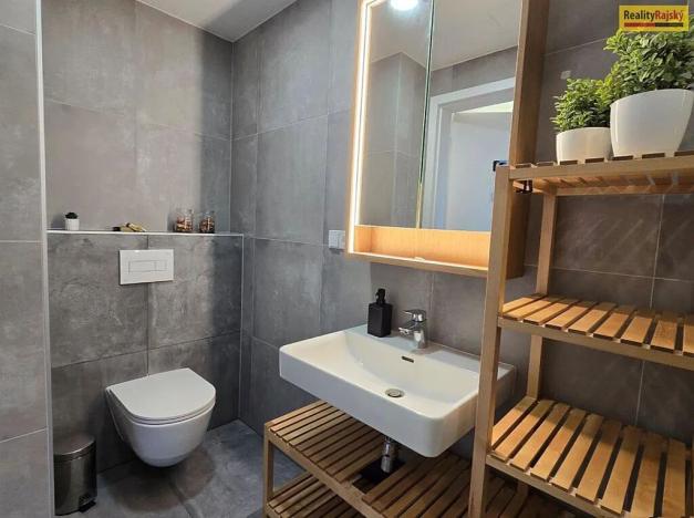 Prodej bytu 3+kk, Praha, Formanská, 61 m2