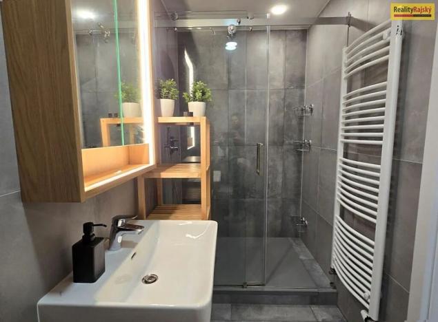 Prodej bytu 3+kk, Praha, Formanská, 61 m2