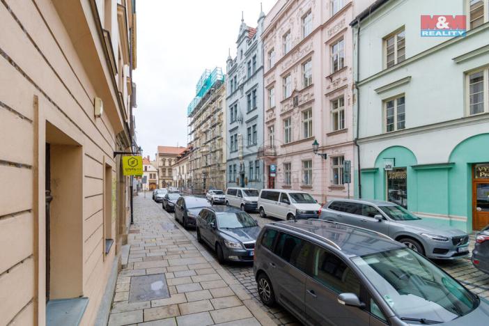 Pronájem obchodního prostoru, Plzeň - Vnitřní Město, Perlová, 50 m2