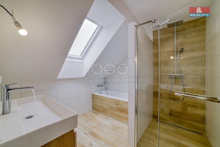 Prodej rodinného domu, Cheb, Topolová, 150 m2