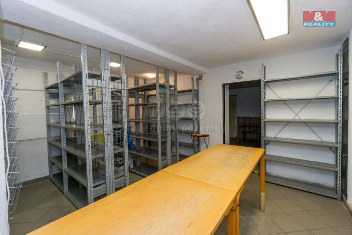 Pronájem obchodního prostoru, Holice, Vysokomýtská, 161 m2