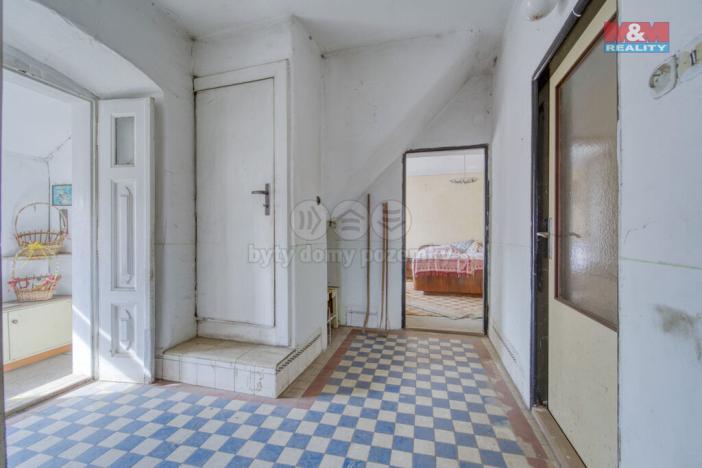 Prodej rodinného domu, Kněževes, Pražská, 67 m2