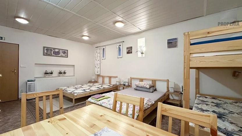 Prodej apartmánu, Strachotín, Sklepní, 285 m2