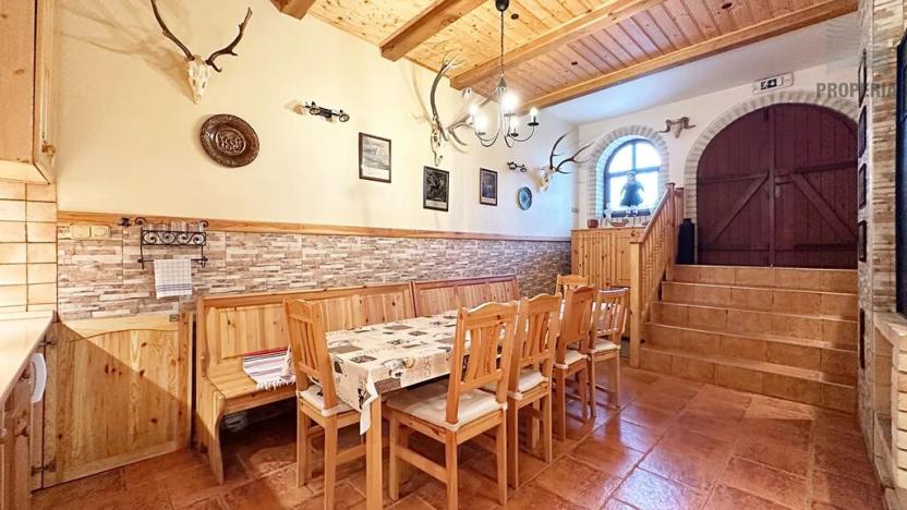 Prodej rodinného domu, Strachotín, Sklepní, 285 m2