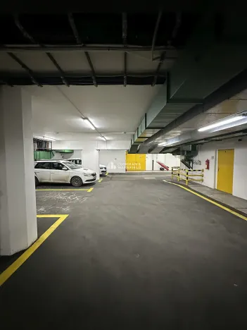 Prodej kanceláře, Plzeň, Husova, 9000 m2