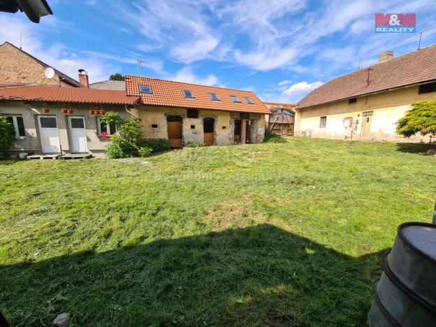 Prodej rodinného domu, Jesenice, 750 m2