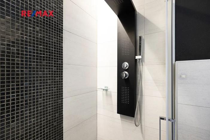 Prodej rodinného domu, Hovorčovice, Na Konci světa, 188 m2