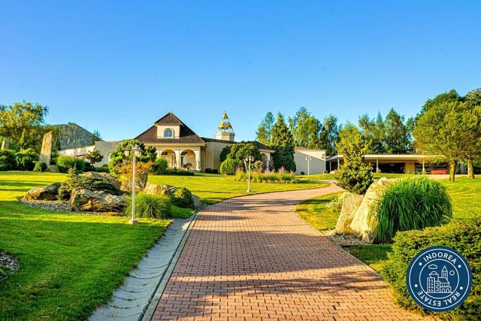 Prodej vily, Malenovice, 900 m2