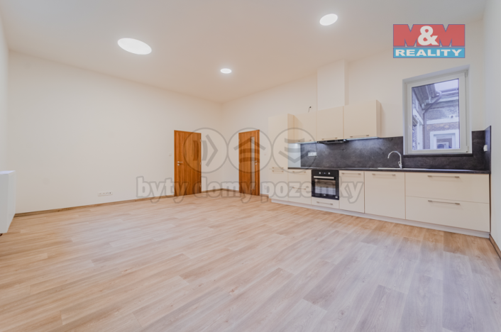 Pronájem bytu 2+kk, Ostrava - Vítkovice, Ruská, 68 m2