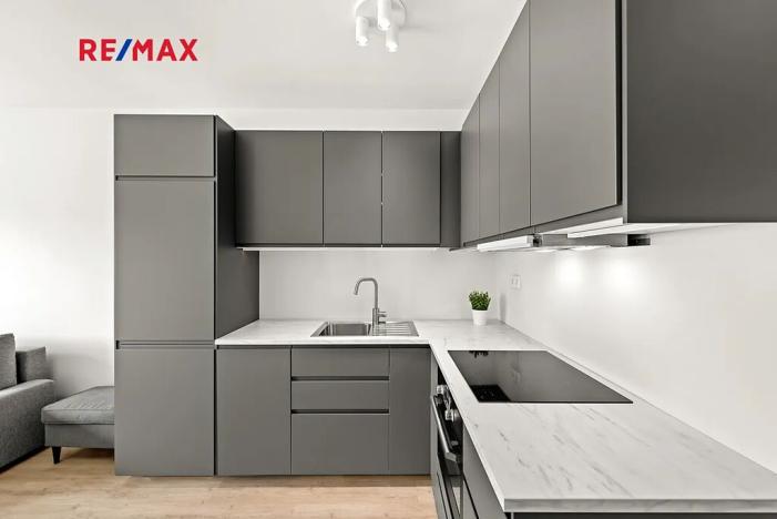 Pronájem bytu 1+kk, Praha - Háje, Výstavní, 33 m2