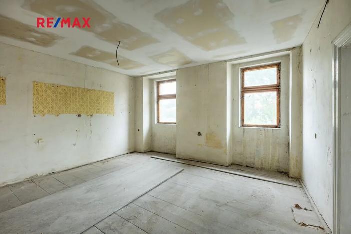 Prodej činžovního domu, Koleč, 404 m2