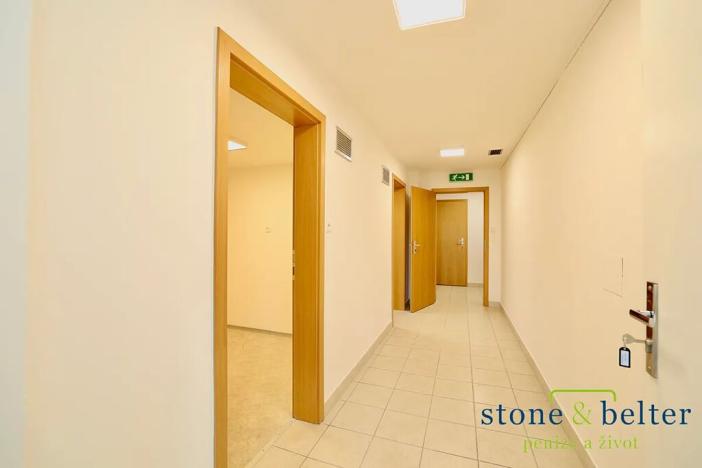 Pronájem kanceláře, Mladá Boleslav, třída T. G. Masaryka, 128 m2